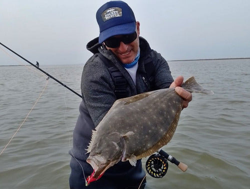 Combo De Pesca Con Mosca Caña Reel Tanza Estuche Moscas Kit